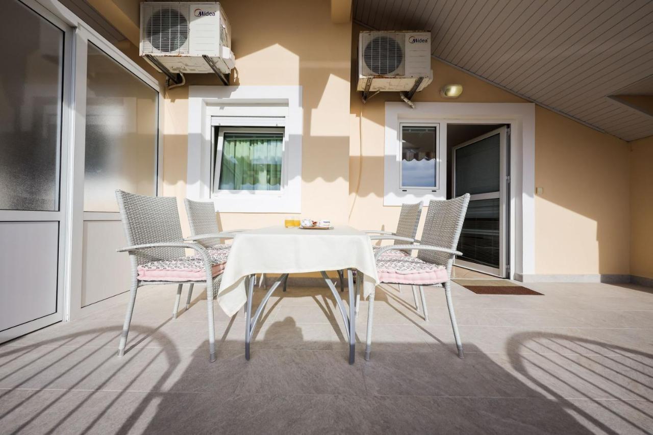 Apartments Mira Задар Екстер'єр фото